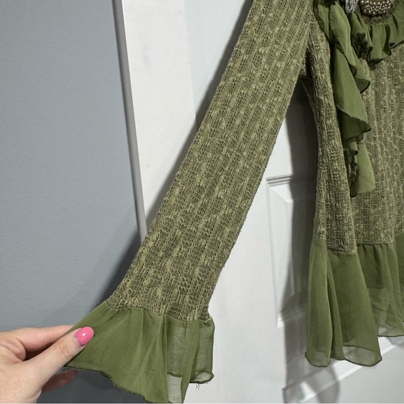 Olive Ruffle Blouse - Picture 4 of 9